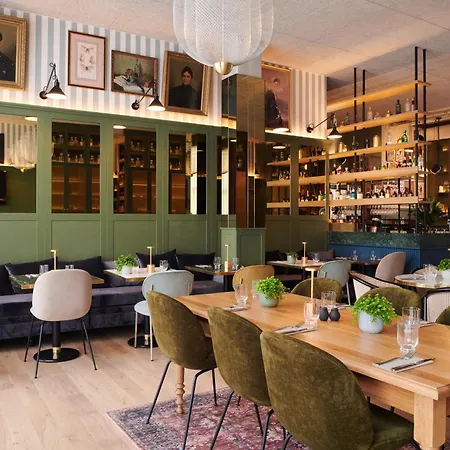 Square Accor - Hotel 4*