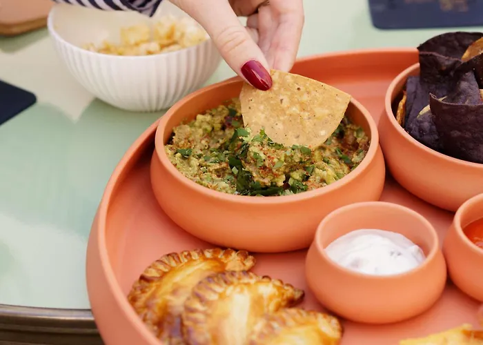 Square Accor - 4* لا روش سور يو